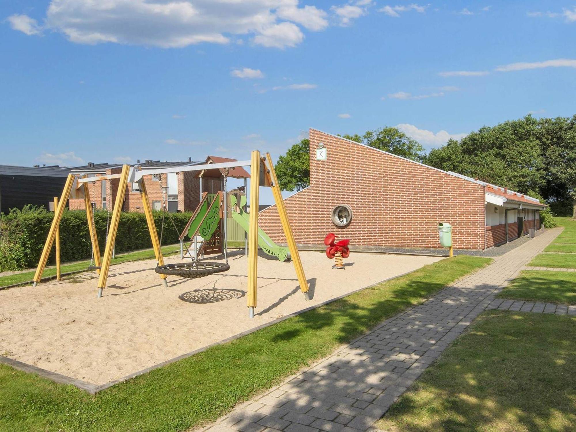 4 Person Holiday Home On A Holiday Park In Hemmet エクステリア 写真