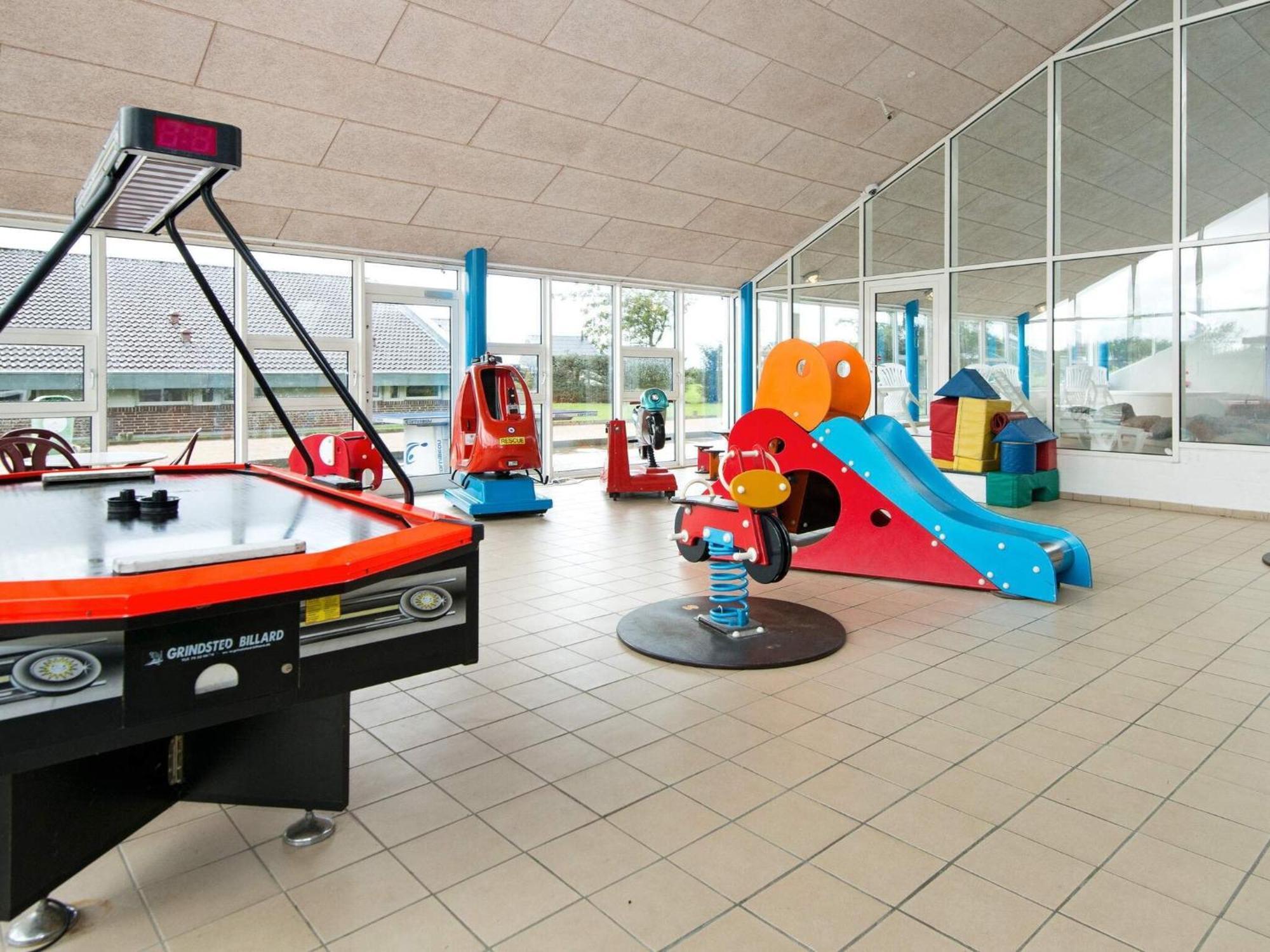 4 Person Holiday Home On A Holiday Park In Hemmet エクステリア 写真
